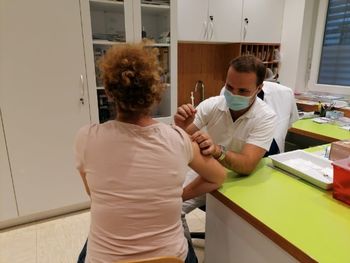 Jutri bo cepljenje organizirano v Dobu, Šentvidu pri Stični in Temenici