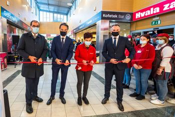 V Ivančni Gorici odprli prenovljen Mercatorjev supermarket