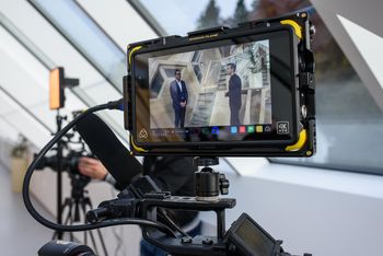 Hiša kranjske čebele bo predstavljena v oddaji Ambienti na TV Slovenija