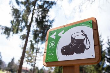 V ŽIVO: 28. Pohod po Jurčičevi poti