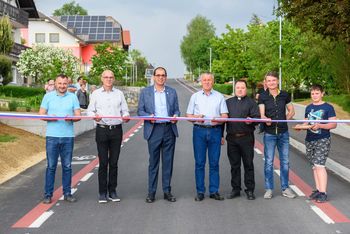 Slovesna otvoritev ceste na Golem Vrhu