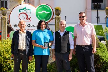 FOTO: Županovo priznanje organizatorjem jubilejnega 25. Aninega sejma