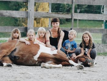 VIDEO: Otroški jahalni tabor na Kmetiji Čož