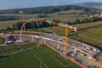 FOTO: Drugo večje betoniranje nadvoza v Ivančni Gorici