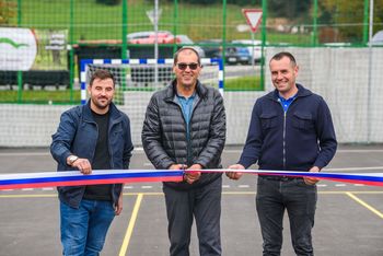 Slovesno odprtje športnega igrišča in druge infrastrukture v Stični