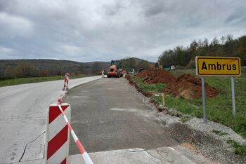 Predstavitev projekta ceste, pločnika in ostale infrastrukture skozi naselje Ambrus