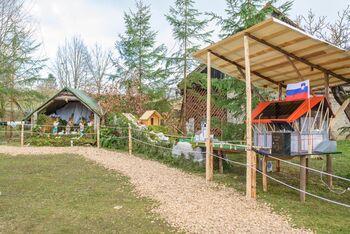 V Kriški vasi tudi letos na ogled jaslice na prostem