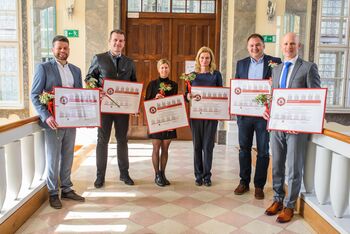 Občina Ivančna Gorica prejemnica certifikata Mladim prijazna občina Občina Ivančna Gorica prejemnica certifikata Mladim prijazna občina