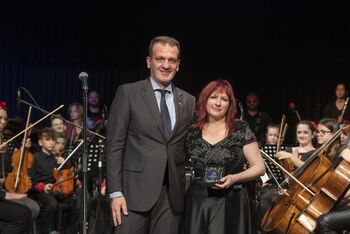 Županovo priznanje Godalnemu orkestru Stična