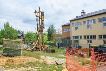 Začela se je energetska sanacija šole in vrtca na Krki