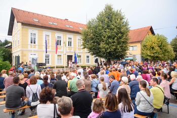 Vabljeni na jubilejno 10. prireditev Vsi smo ena generacija