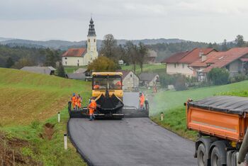 Sanacija državnega odseka ceste v Šentvidu pri Stični