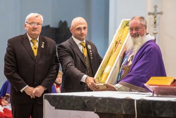 Čebelarska maša v Stični