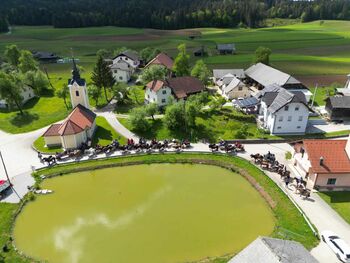 Tradicionalni pohod Konjerejskega društva Radohova vas