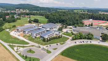 Popolna zapora dela ceste pri Vzgojno - izobraževalnem centru Ivančna Gorica