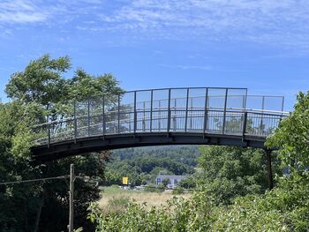 Rekonstrukcija jeklene konstrukcije – nadhod nad železniško progo na Livarski ulici v Ivančni Gorici (jeklena brv za pešce in kolesarje)