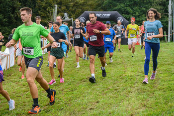 Uspešno izveden 21. Krevsov tek in pohod po Kriško-polževski planoti