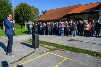 4. srečanje starejših gasilk in gasilcev GZ Ivančna Gorica 4. srečanje starejših gasilk in gasilcev GZ Ivančna Gorica