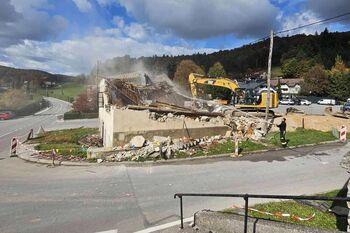 Urejanje križišča pri cerkvi v Žabjeku