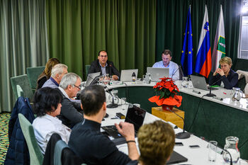 V novo leto z rekordnima proračunoma za leti 2026 in 2027