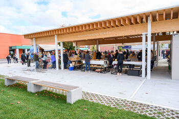 Povabilo k oddaji ponudb za najem prodajnega avtomata na Tržnici Ivančna Gorica Povabilo k oddaji ponudb za najem prodajnega avtomata na Tržnici Ivančna Gorica