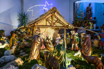 Jaslice in božični večer v Ivančni Gorici Jaslice in božični večer v Ivančni Gorici