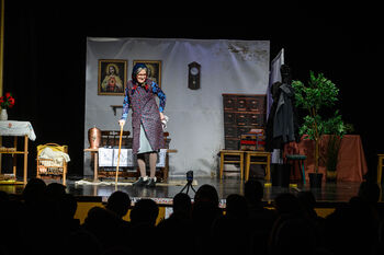 Dobrodelna predstava Zagraška mama 2 združila srca za malega Jaka Dobrodelna predstava Zagraška mama 2 združila srca za malega Jaka