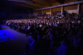 Marko Vozelj poskrbel za glasbeno razvajanje ob dnevu žena Marko Vozelj poskrbel za glasbeno razvajanje ob dnevu žena