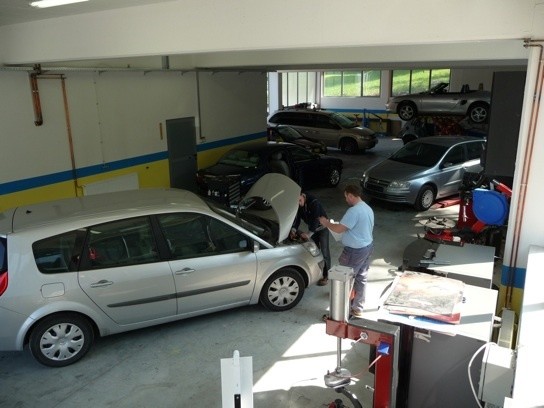 1A DIZAJN POPRAVILO MOTORNIH VOZIL