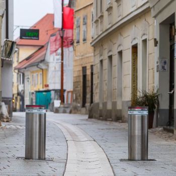 Preureditev in nadgradnja sistema vstopa na Linhartov trg v Radovljici