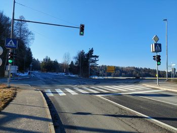 Posodobljeno semaforizirano križišče v Podvinu