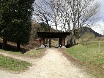 Usklajeno sodelovanje občine in ZVKD za obnovo Plečnikovih paviljonov