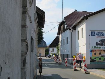 Načrtovani ukrepi za izboljšanje prometne varnosti na območju zoženega vozišča Alpske ceste