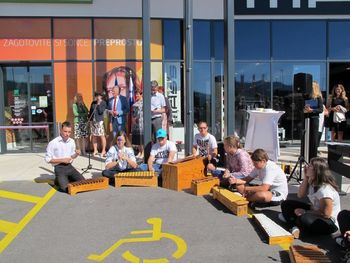 Lekarna Lesce na novi lokaciji, stari prostori v uporabo Rdečemu križu