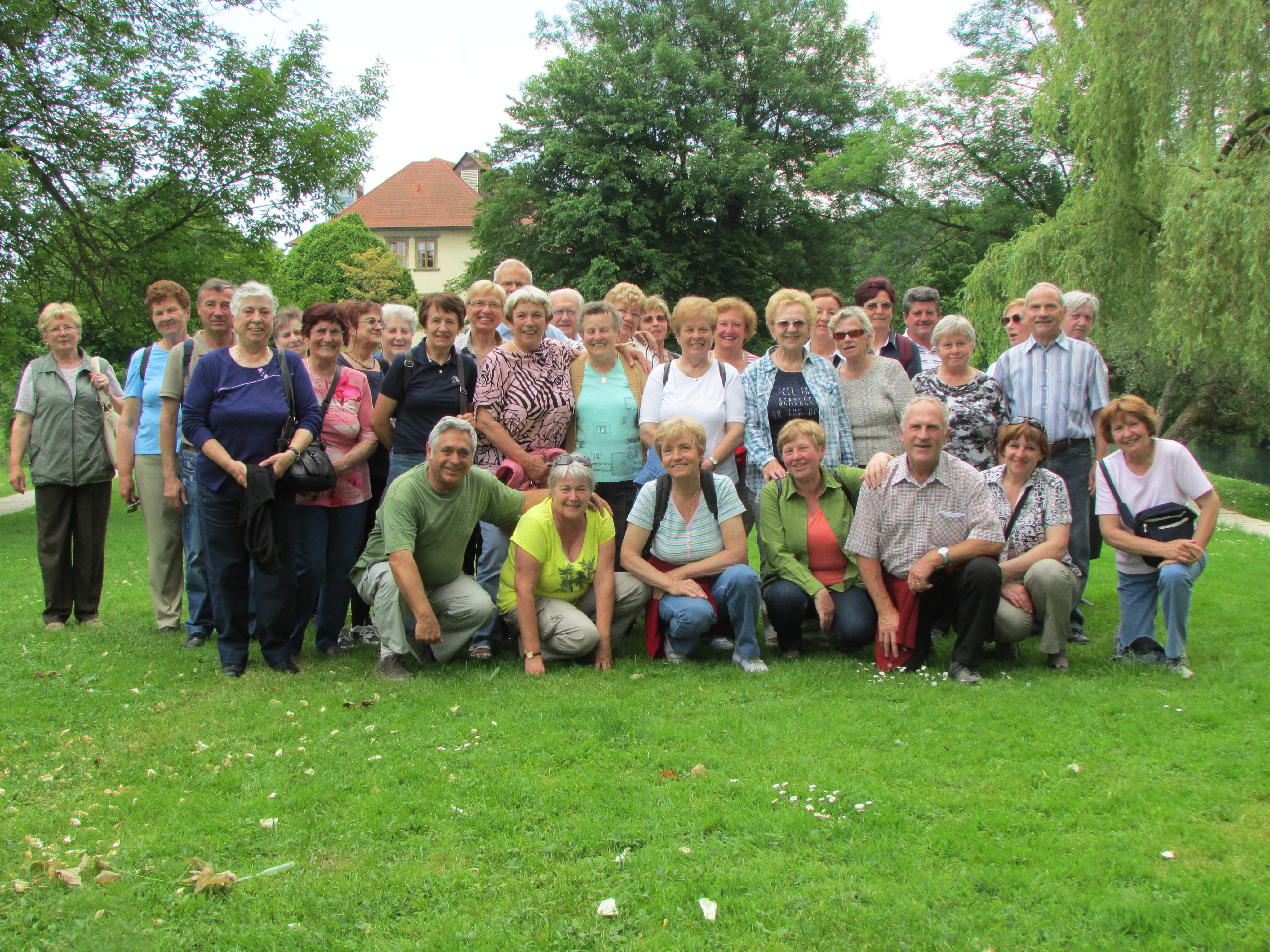 DRUŠTVO UPOKOJENCEV TULIPAN VNANJE GORICE