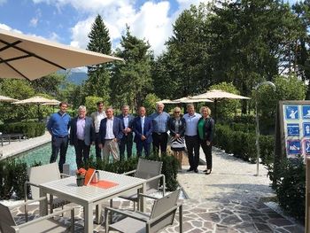 DELOVNO SREČANJE ŽUPANOV ZGORNJE GORENJSKE S PREDSTAVNIKI MINISTRSTVA ZA JAVNO UPRAVO, ŽIROVNICA