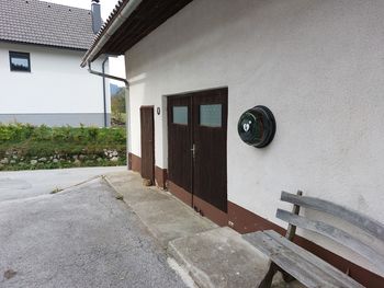 Defibrilator tudi na Ravnah