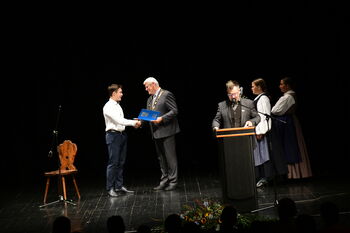 Podelitev piznanj športnikom in kultunikom za posebne dosežke