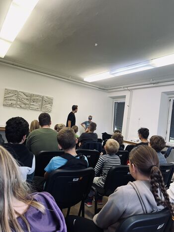 Pozabi vse, kar veš o spominu – delavnica in predstavitev knjige z Nikom Škrlecem v Bohinjski hiši