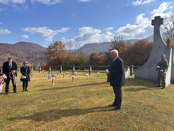 »Ostanite si edini, da zaman našo nismo kri prelili.«