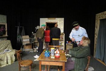 Črna komedija: Opalo ima vsakdo rad