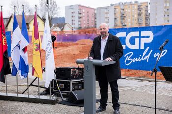 Odkritje temeljnega kamna za prizidek Zdravstvenega doma Domžale