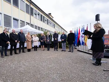 Odkritje temeljnega kamna za prizidek Zdravstvenega doma Domžale
