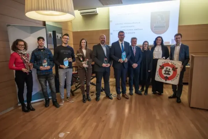 Priznanje za 2. podaljšanje certifikata Mladim prijazna občina
