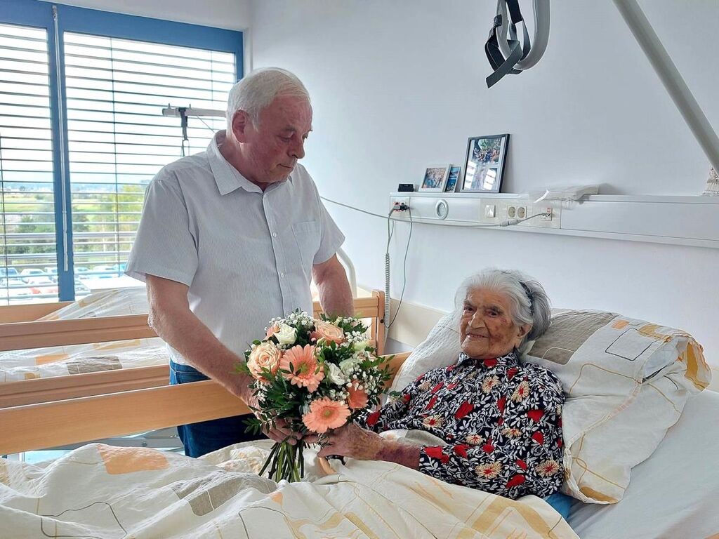 Angela Brankovič v Domu Taber praznovala 101. rojstni dan