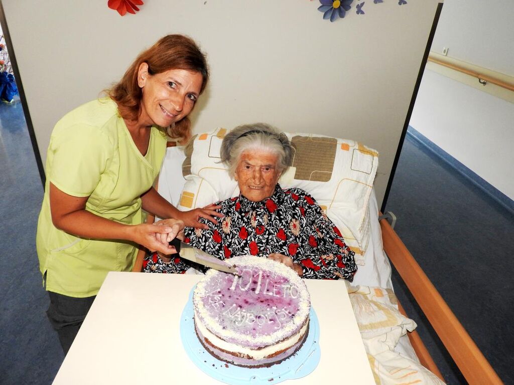 Angela Brankovič v Domu Taber praznovala 101. rojstni dan