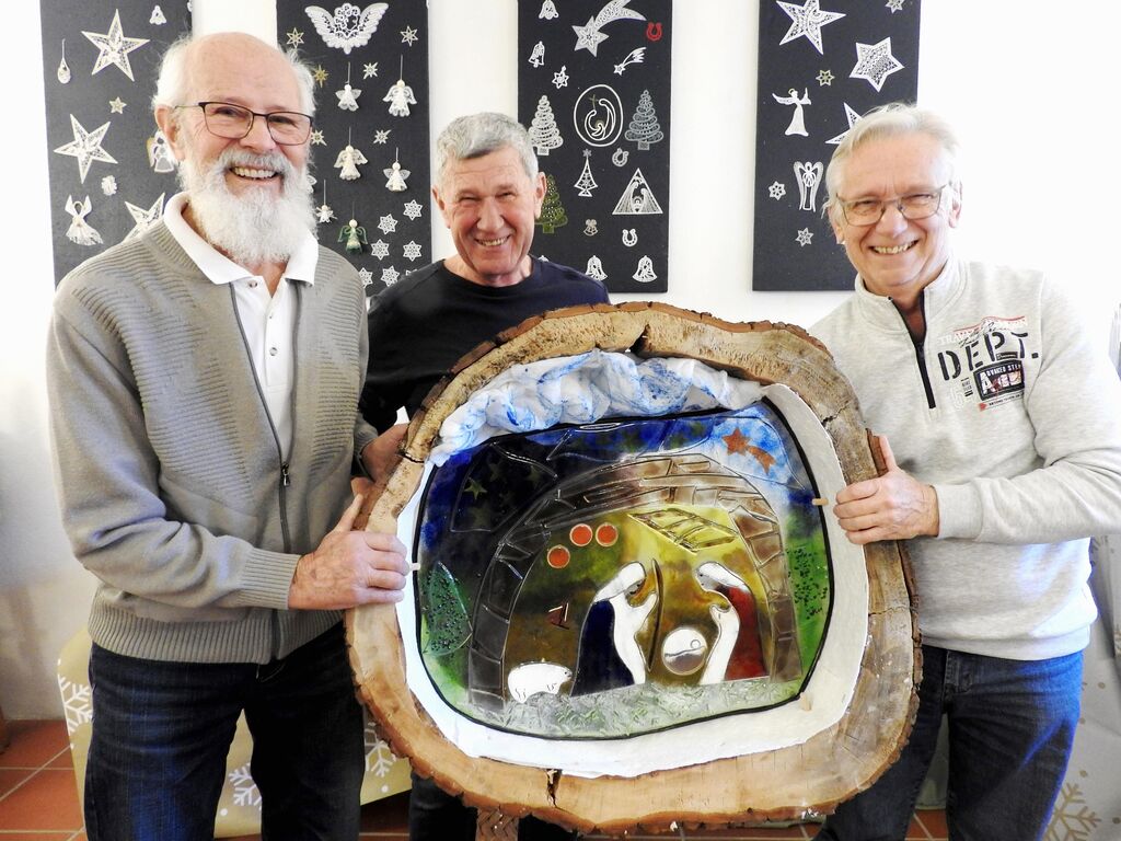 Razstava jaslic v Petrovčevi hiši