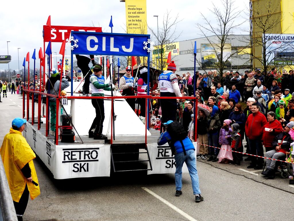 Šenčurski godlarji navdušili v soboto v Cerkljah