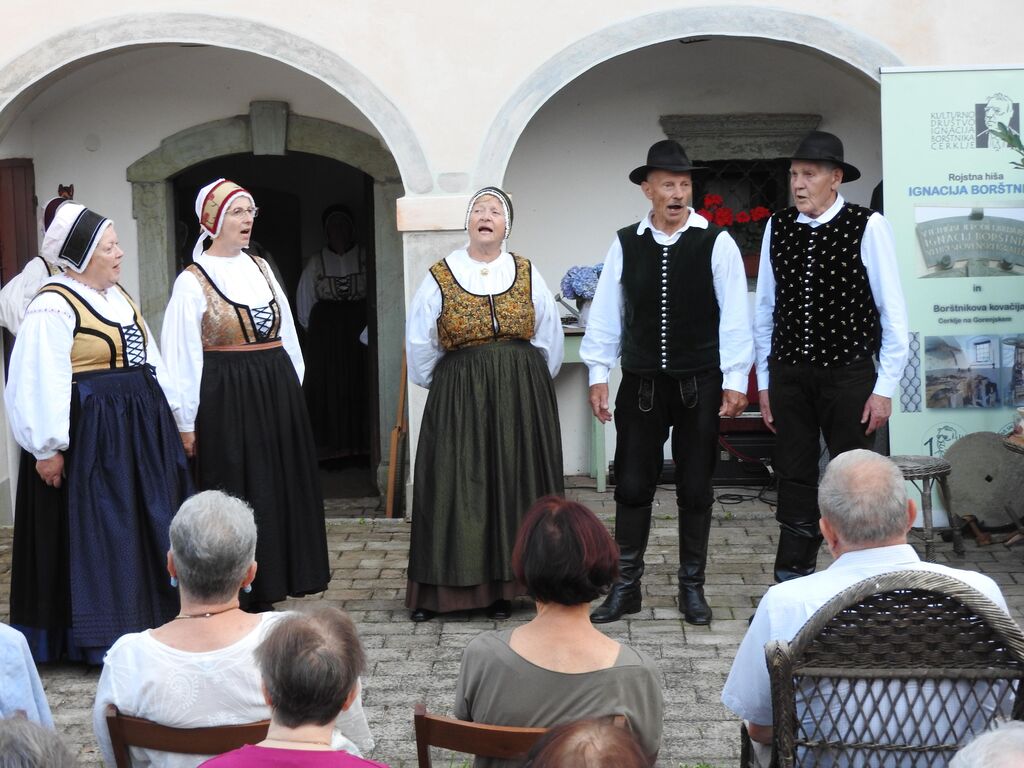 Borštnikov večer napitnic in gostilniških pesmi navdušil