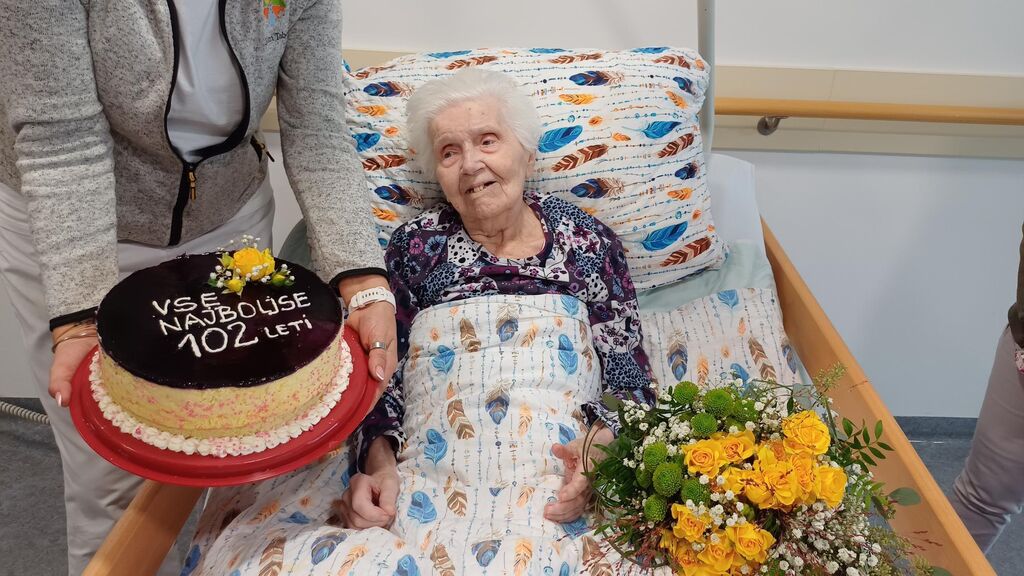Ljubica Pavlovčič v Domu Taber praznovala 102. rojstni dan